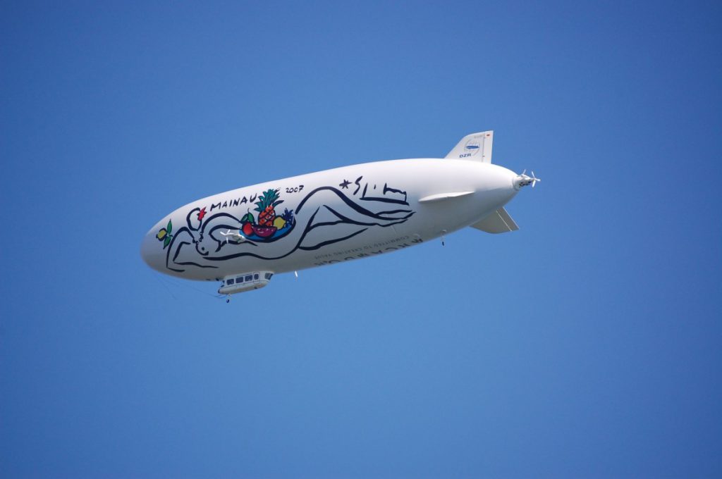 Zeppelin pxhere
